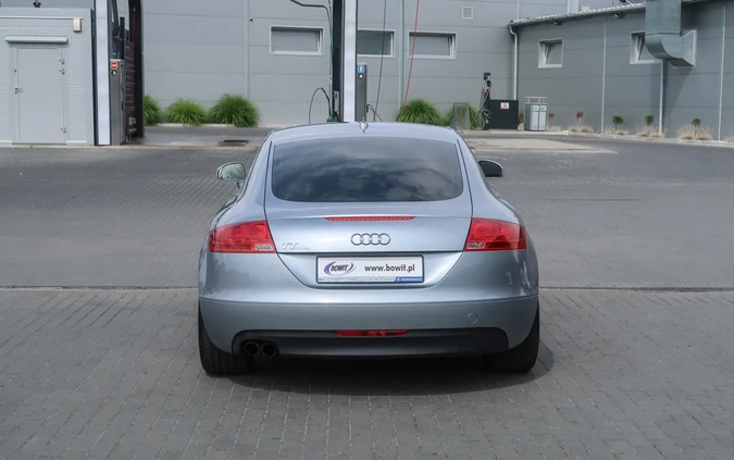 Audi TT cena 29900 przebieg: 121825, rok produkcji 2010 z Ryn małe 742
